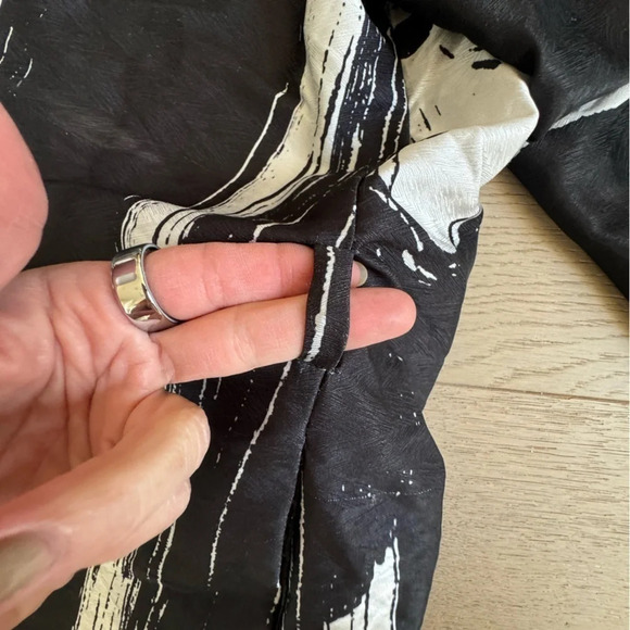 DIARRABlU Naim Maxi Dress
Size M (8-10) - Picture 13 of 15